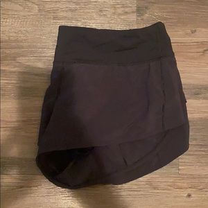 Lululemon speed up short